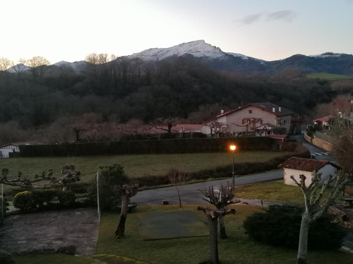 Appartement Suhalmendi Sare Bagian luar foto